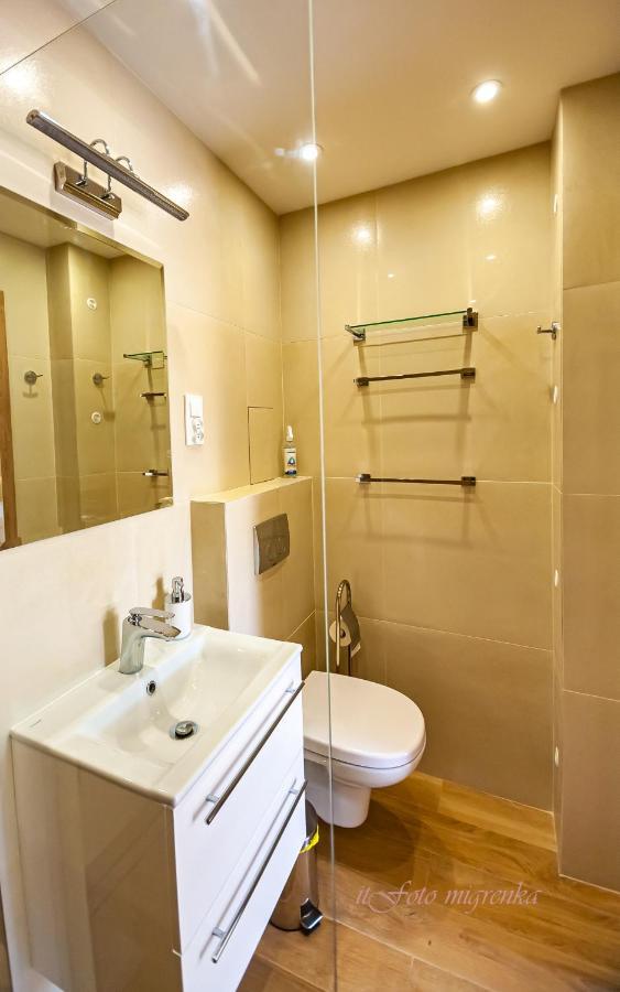 Old Town Apartment - غدانسك المظهر الخارجي الصورة